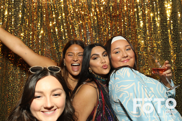 RAH ED Christmas Party | View more photos from the event at gallery.fotomachines.com.au/u/FOTOMachines/RAH-ED-Christmas-Party