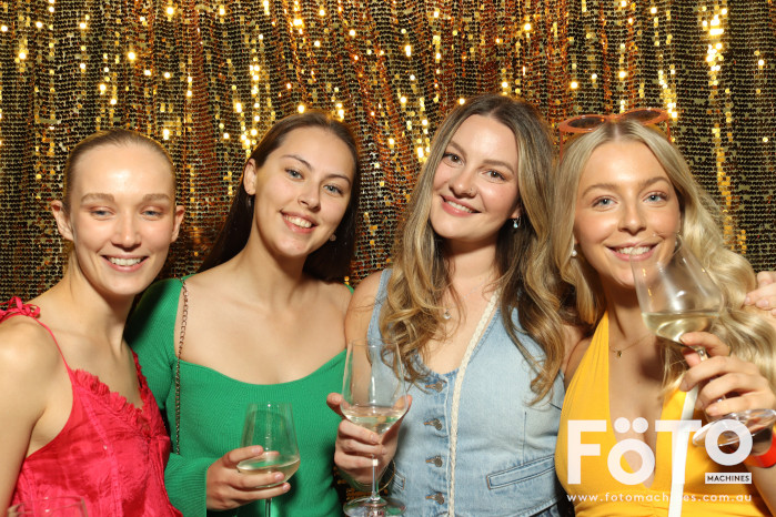 RAH ED Christmas Party | View more photos from the event at gallery.fotomachines.com.au/u/FOTOMachines/RAH-ED-Christmas-Party