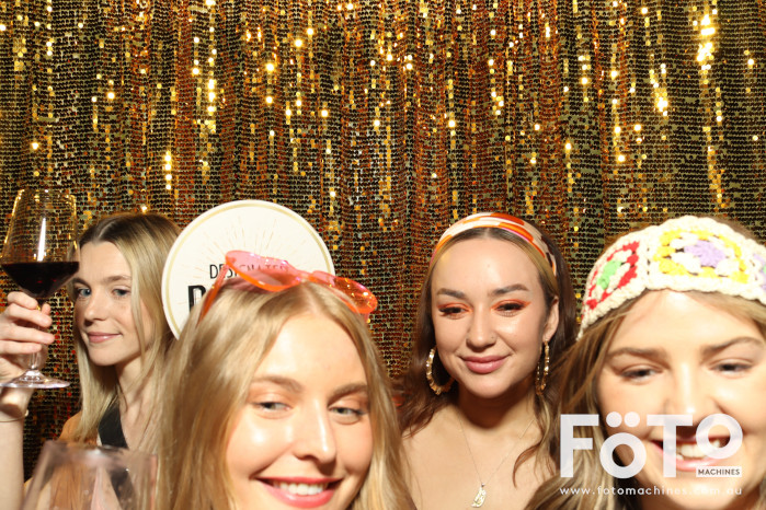 RAH ED Christmas Party | View more photos from the event at gallery.fotomachines.com.au/u/FOTOMachines/RAH-ED-Christmas-Party