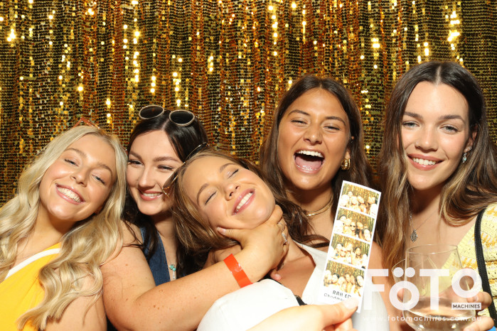 RAH ED Christmas Party | View more photos from the event at gallery.fotomachines.com.au/u/FOTOMachines/RAH-ED-Christmas-Party