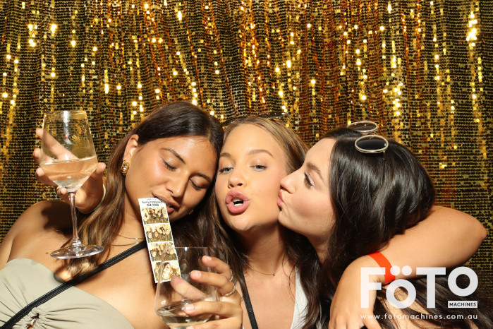 RAH ED Christmas Party | View more photos from the event at gallery.fotomachines.com.au/u/FOTOMachines/RAH-ED-Christmas-Party