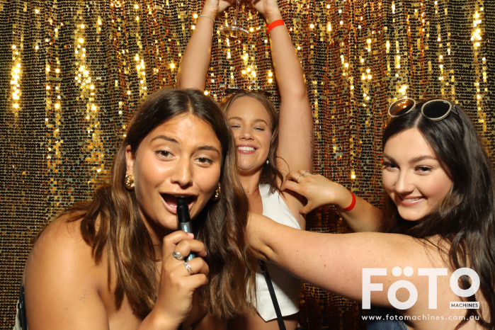 RAH ED Christmas Party | View more photos from the event at gallery.fotomachines.com.au/u/FOTOMachines/RAH-ED-Christmas-Party