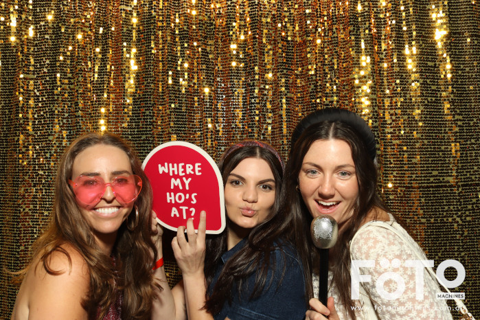 RAH ED Christmas Party | View more photos from the event at gallery.fotomachines.com.au/u/FOTOMachines/RAH-ED-Christmas-Party