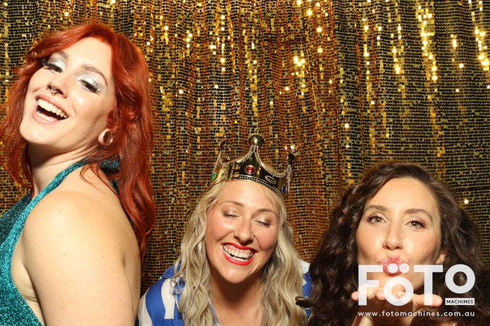 RAH ED Christmas Party | View more photos from the event at gallery.fotomachines.com.au/u/FOTOMachines/RAH-ED-Christmas-Party