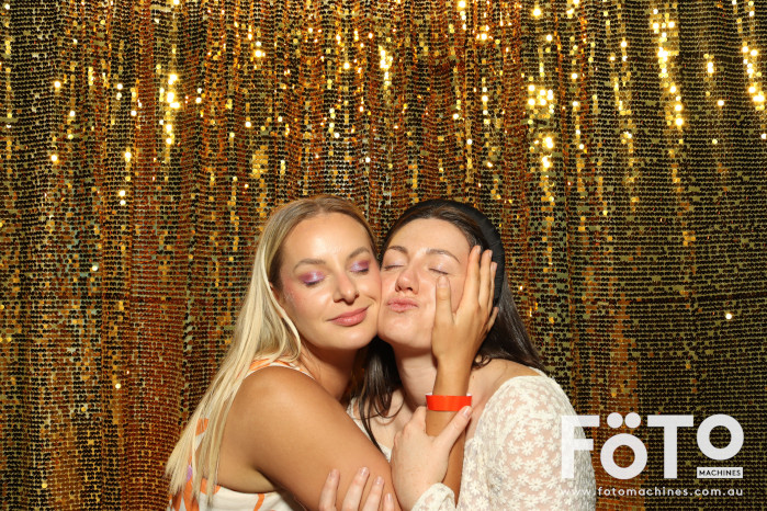 RAH ED Christmas Party | View more photos from the event at gallery.fotomachines.com.au/u/FOTOMachines/RAH-ED-Christmas-Party