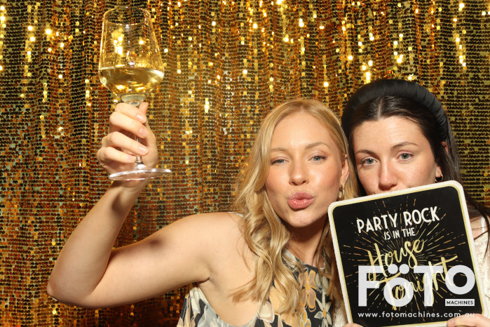 RAH ED Christmas Party | View more photos from the event at gallery.fotomachines.com.au/u/FOTOMachines/RAH-ED-Christmas-Party