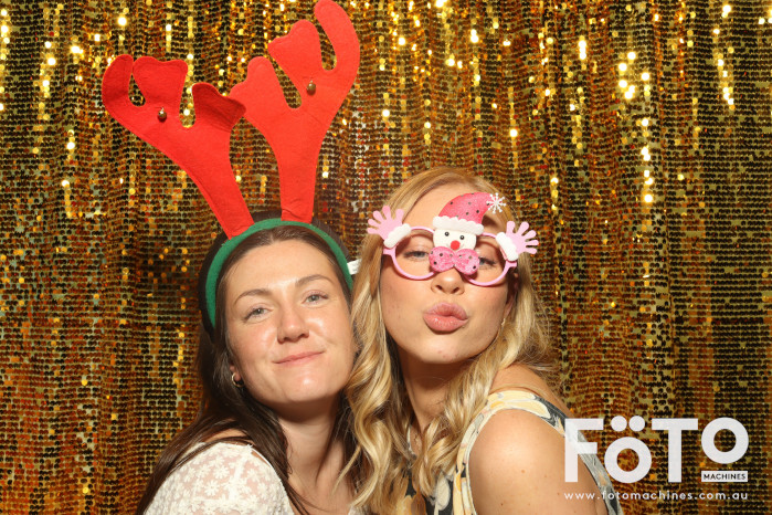 RAH ED Christmas Party | View more photos from the event at gallery.fotomachines.com.au/u/FOTOMachines/RAH-ED-Christmas-Party