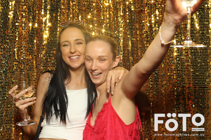 RAH ED Christmas Party | View more photos from the event at gallery.fotomachines.com.au/u/FOTOMachines/RAH-ED-Christmas-Party