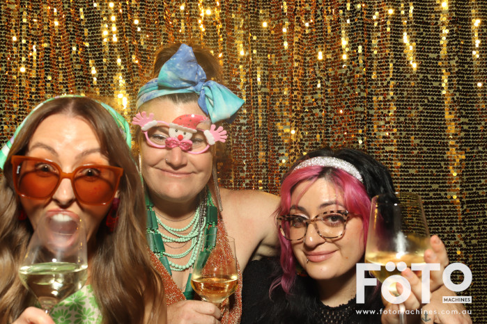 RAH ED Christmas Party | View more photos from the event at gallery.fotomachines.com.au/u/FOTOMachines/RAH-ED-Christmas-Party