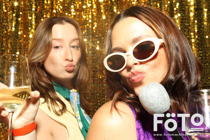 RAH ED Christmas Party | View more photos from the event at gallery.fotomachines.com.au/u/FOTOMachines/RAH-ED-Christmas-Party