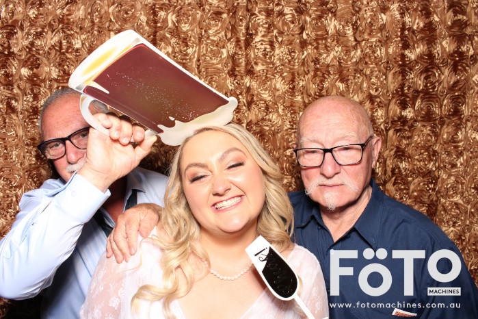 Taylah & Jack's Wedding | View more photos from the event at gallery.fotomachines.com.au/u/FOTOMachines/Taylah-Jacks-Wedding