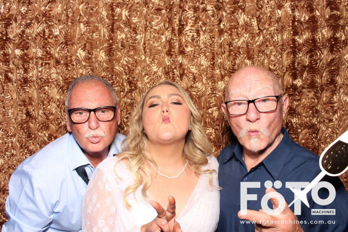 Taylah & Jack's Wedding | View more photos from the event at gallery.fotomachines.com.au/u/FOTOMachines/Taylah-Jacks-Wedding