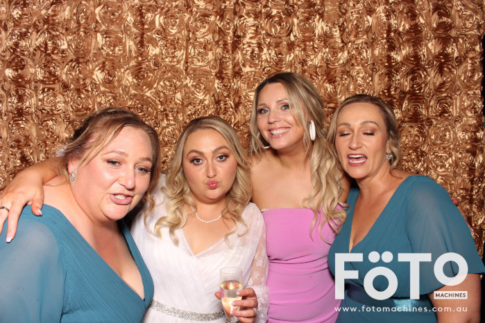 Taylah & Jack's Wedding | View more photos from the event at gallery.fotomachines.com.au/u/FOTOMachines/Taylah-Jacks-Wedding