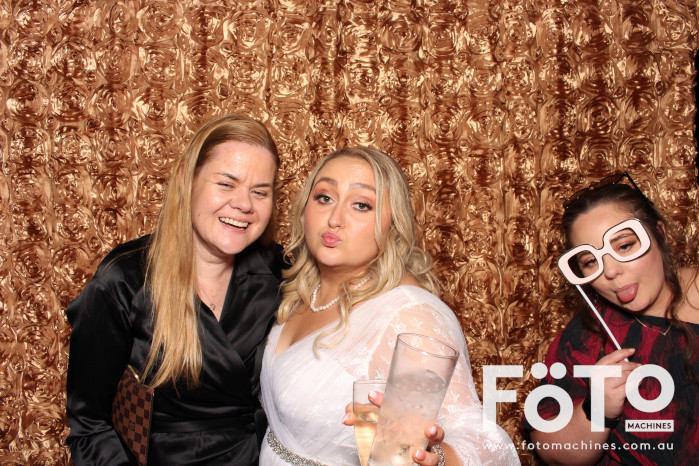 Taylah & Jack's Wedding | View more photos from the event at gallery.fotomachines.com.au/u/FOTOMachines/Taylah-Jacks-Wedding