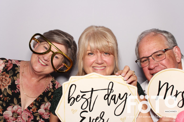 Terry & Emily's Wedding | View more photos from the event at gallery.fotomachines.com.au/u/FOTOMachines/Terry-Emilys-Wedding