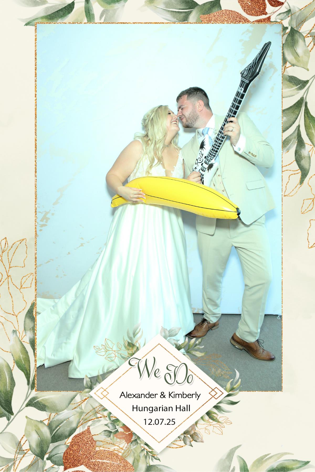 Alex & Kim's Wedding | View more photos from the event at mediagallery.flameentertainments.co.uk/u/Flame-Entertainments/Alex-Kims-Wedding