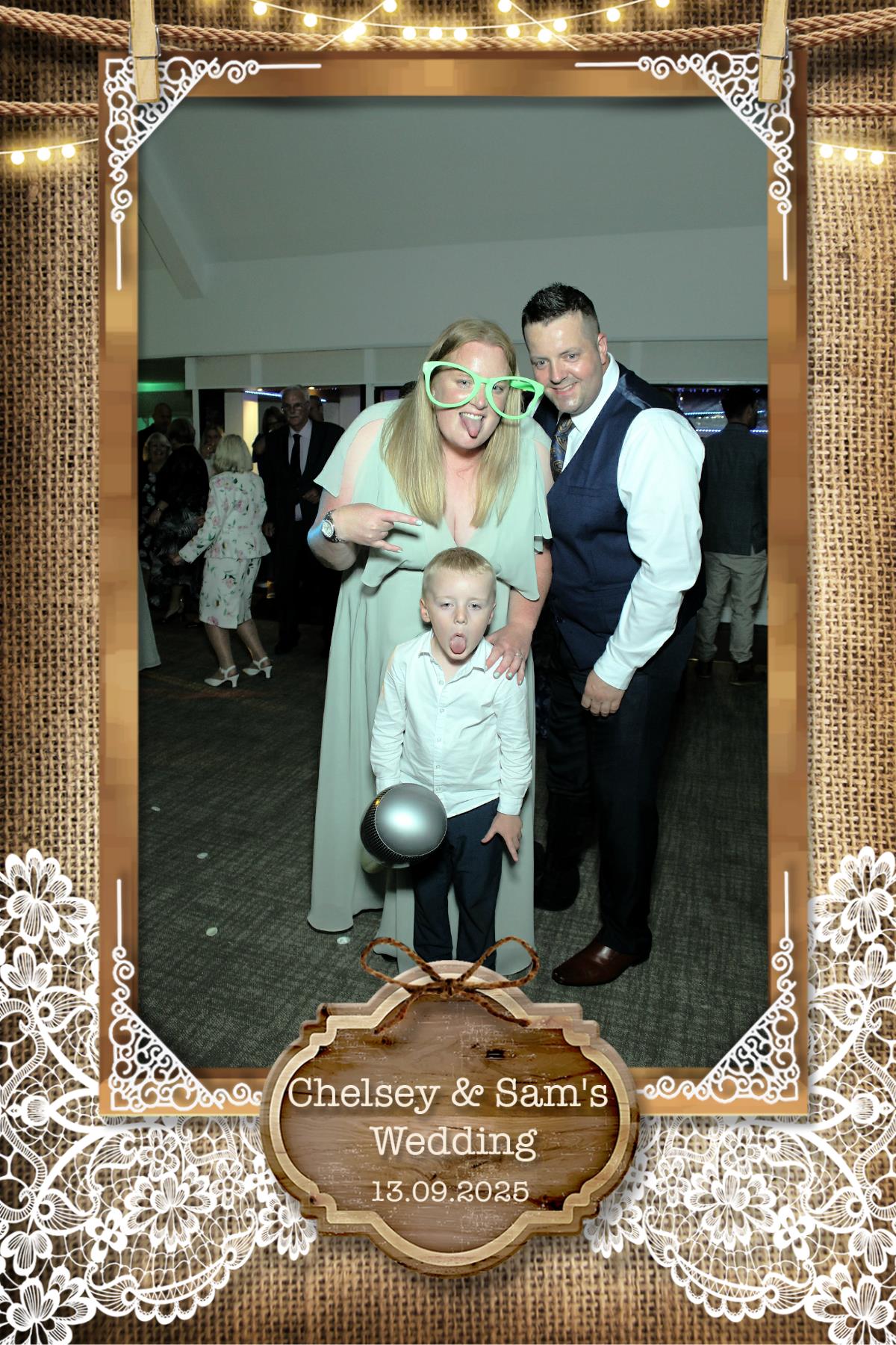 Chelsey & Sam's Wedding | View more photos from the event at mediagallery.flameentertainments.co.uk/u/Flame-Entertainments/Chelsey-Sams-Wedding