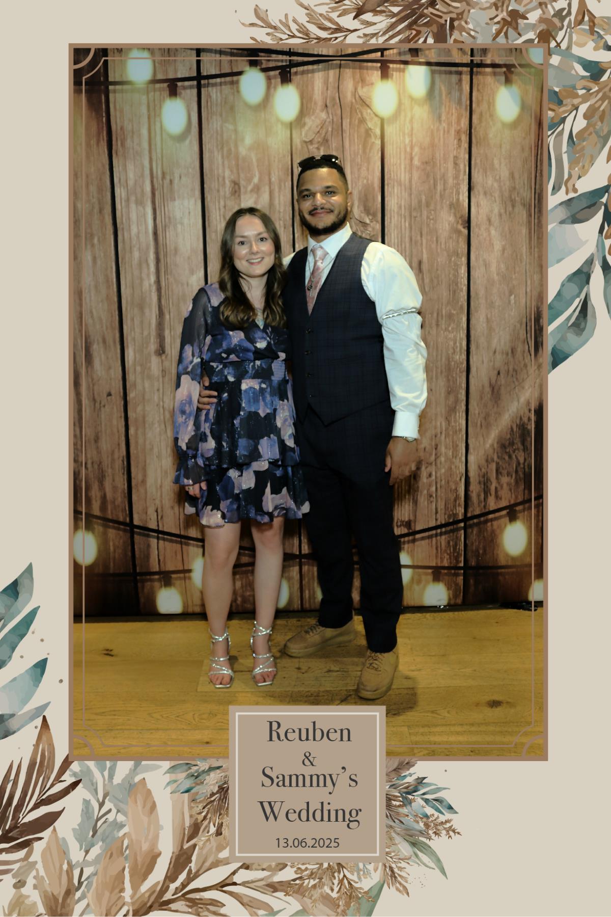 Reuben & Sammy's Wedding | View more photos from the event at mediagallery.flameentertainments.co.uk/u/Flame-Entertainments/Reuben-Sammys-Wedding