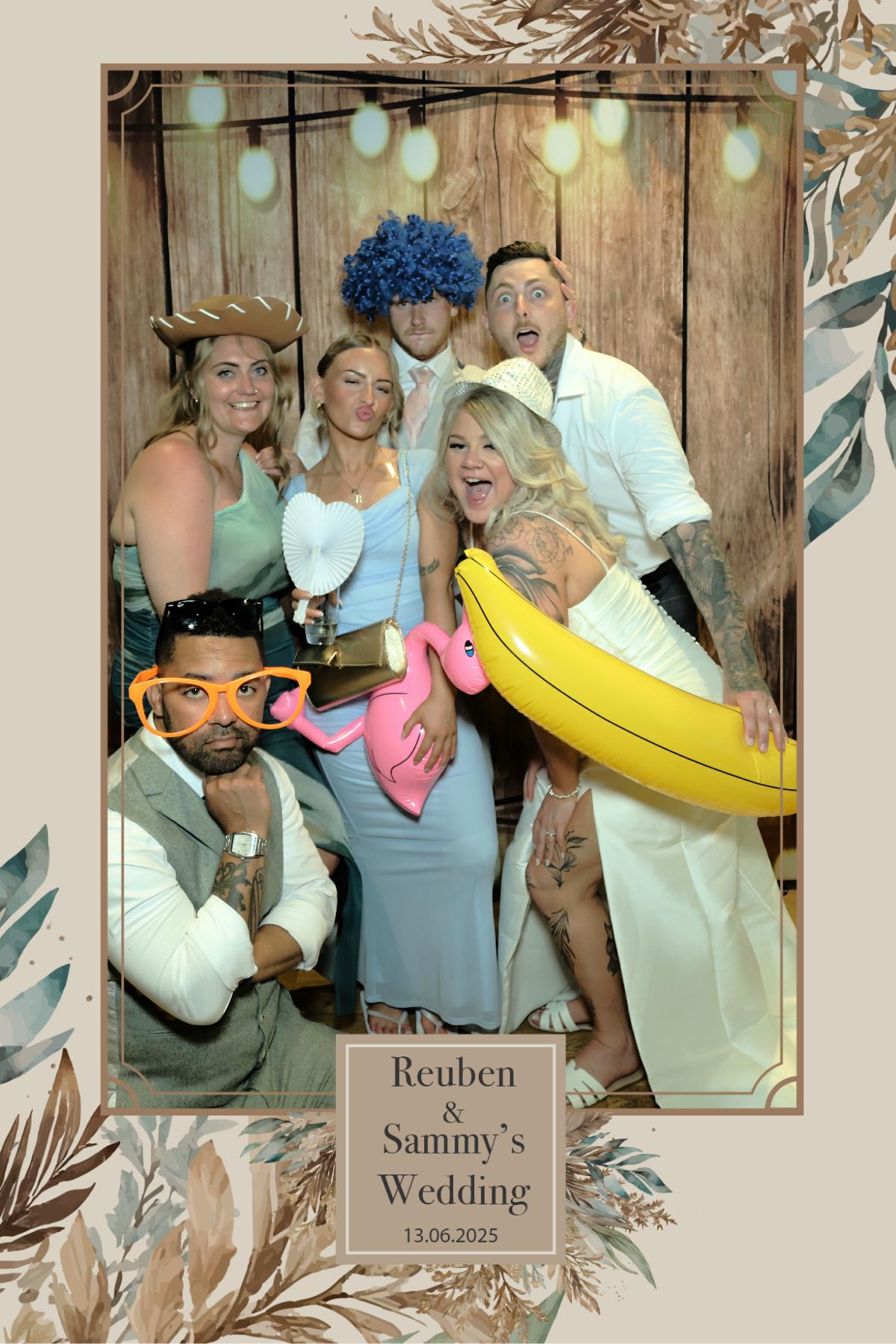 Reuben & Sammy's Wedding | View more photos from the event at mediagallery.flameentertainments.co.uk/u/Flame-Entertainments/Reuben-Sammys-Wedding