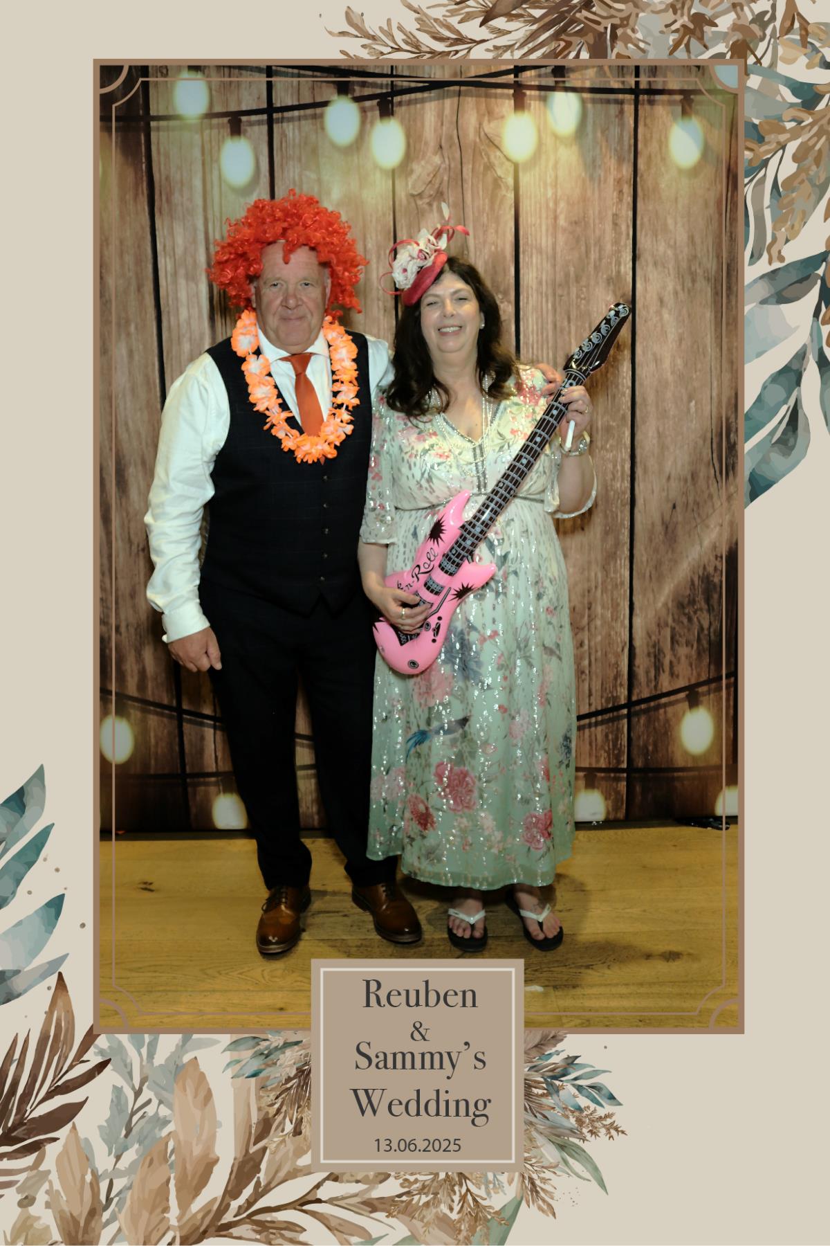 Reuben & Sammy's Wedding | View more photos from the event at mediagallery.flameentertainments.co.uk/u/Flame-Entertainments/Reuben-Sammys-Wedding