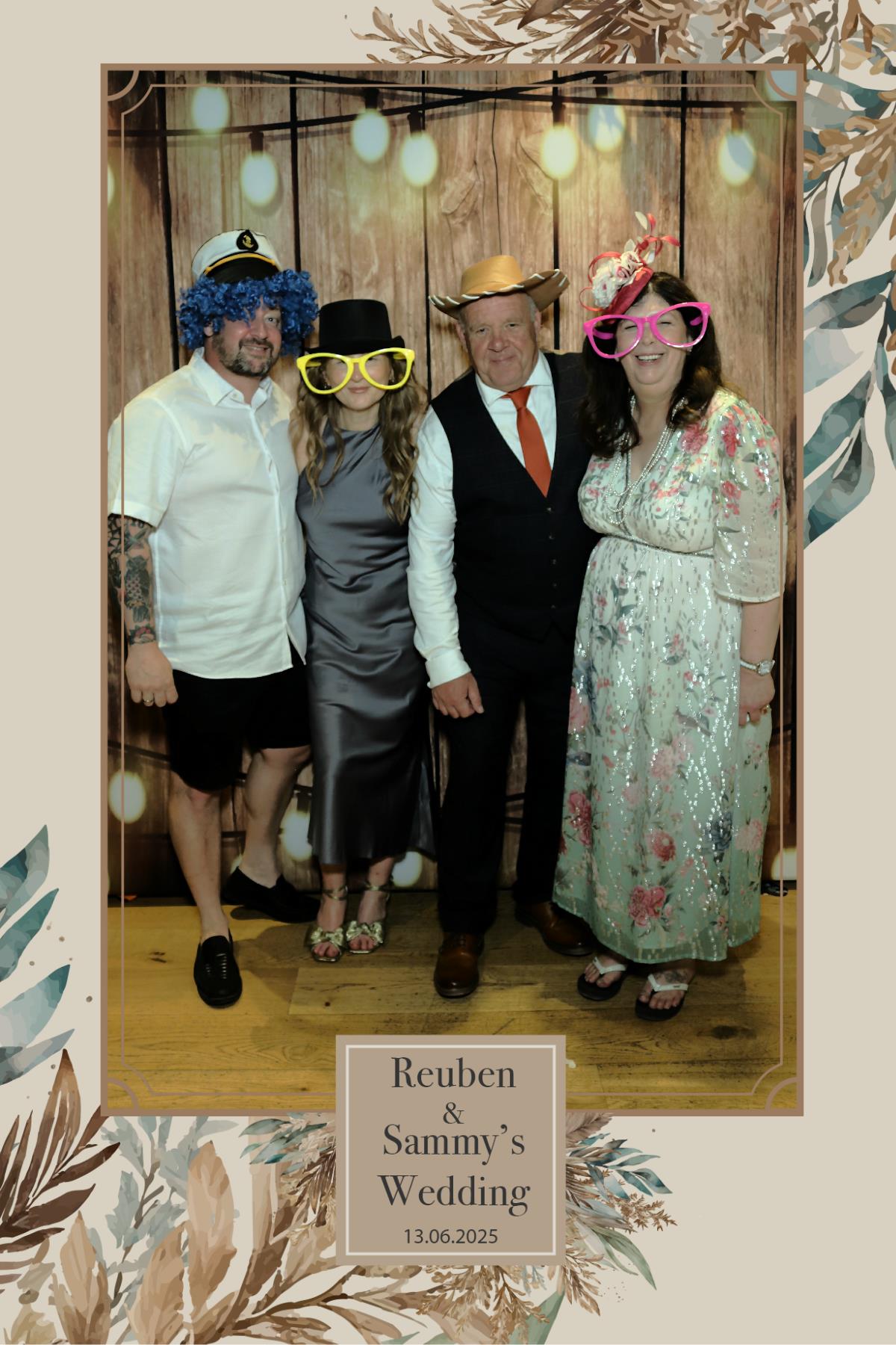 Reuben & Sammy's Wedding | View more photos from the event at mediagallery.flameentertainments.co.uk/u/Flame-Entertainments/Reuben-Sammys-Wedding