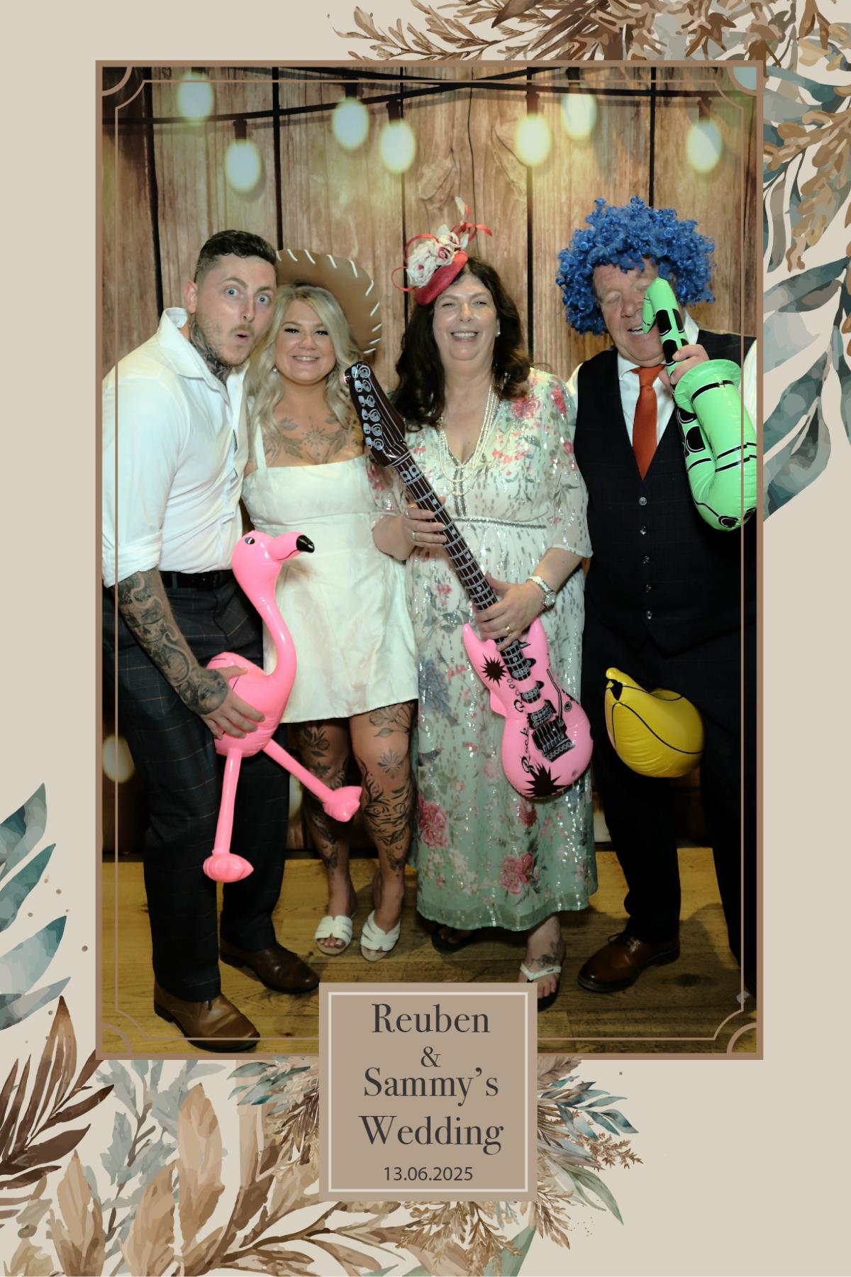 Reuben & Sammy's Wedding | View more photos from the event at mediagallery.flameentertainments.co.uk/u/Flame-Entertainments/Reuben-Sammys-Wedding