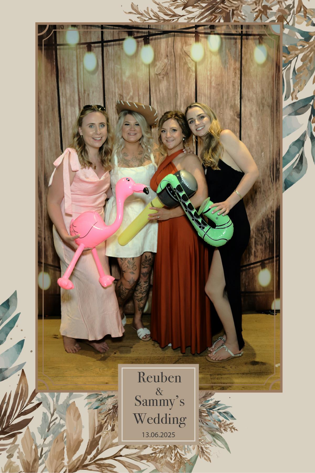 Reuben & Sammy's Wedding | View more photos from the event at mediagallery.flameentertainments.co.uk/u/Flame-Entertainments/Reuben-Sammys-Wedding