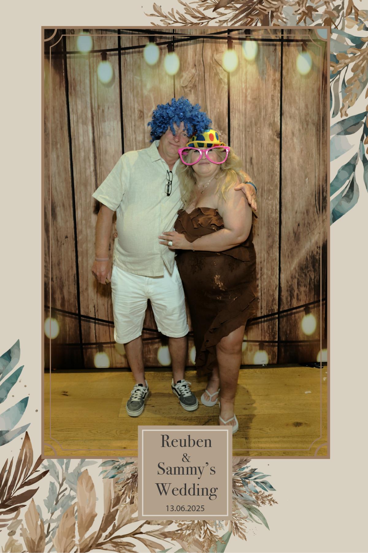 Reuben & Sammy's Wedding | View more photos from the event at mediagallery.flameentertainments.co.uk/u/Flame-Entertainments/Reuben-Sammys-Wedding