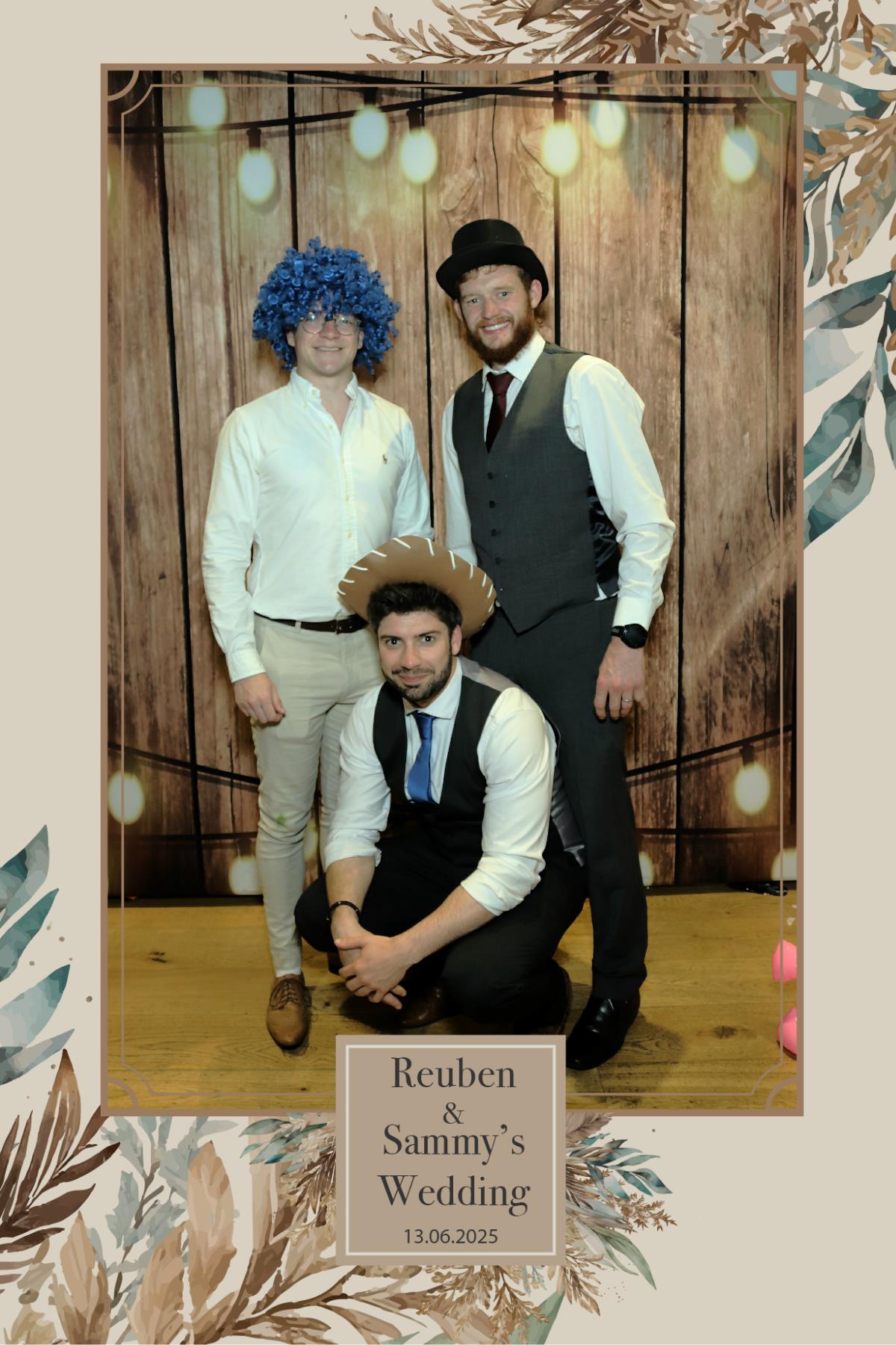 Reuben & Sammy's Wedding | View more photos from the event at mediagallery.flameentertainments.co.uk/u/Flame-Entertainments/Reuben-Sammys-Wedding