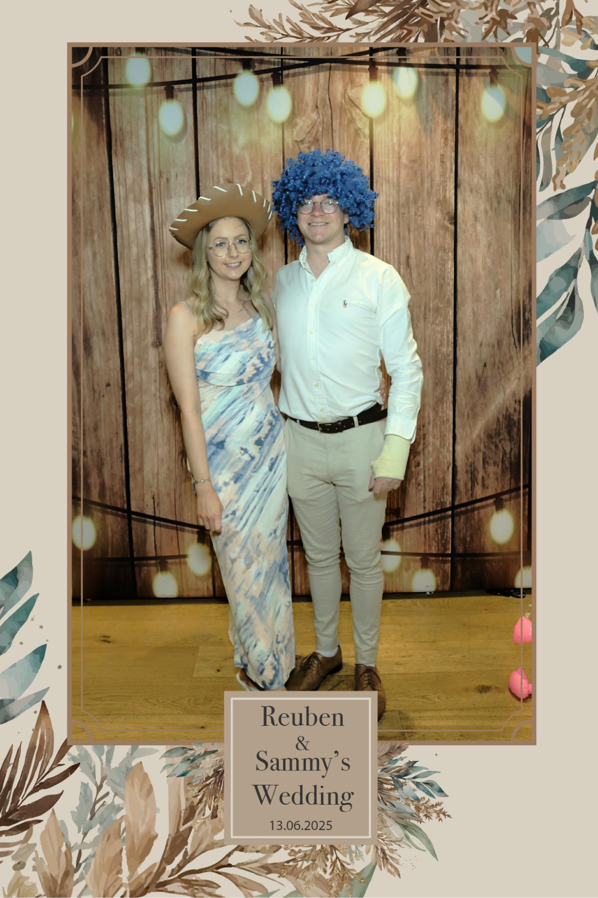 Reuben & Sammy's Wedding | View more photos from the event at mediagallery.flameentertainments.co.uk/u/Flame-Entertainments/Reuben-Sammys-Wedding