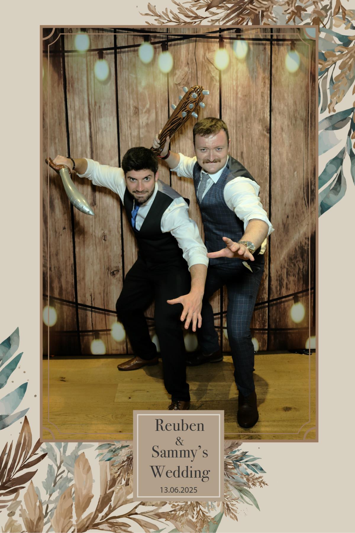 Reuben & Sammy's Wedding | View more photos from the event at mediagallery.flameentertainments.co.uk/u/Flame-Entertainments/Reuben-Sammys-Wedding