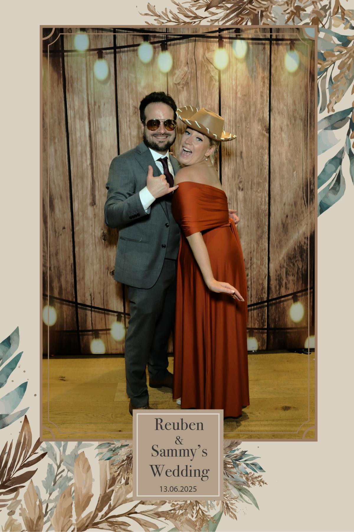 Reuben & Sammy's Wedding | View more photos from the event at mediagallery.flameentertainments.co.uk/u/Flame-Entertainments/Reuben-Sammys-Wedding