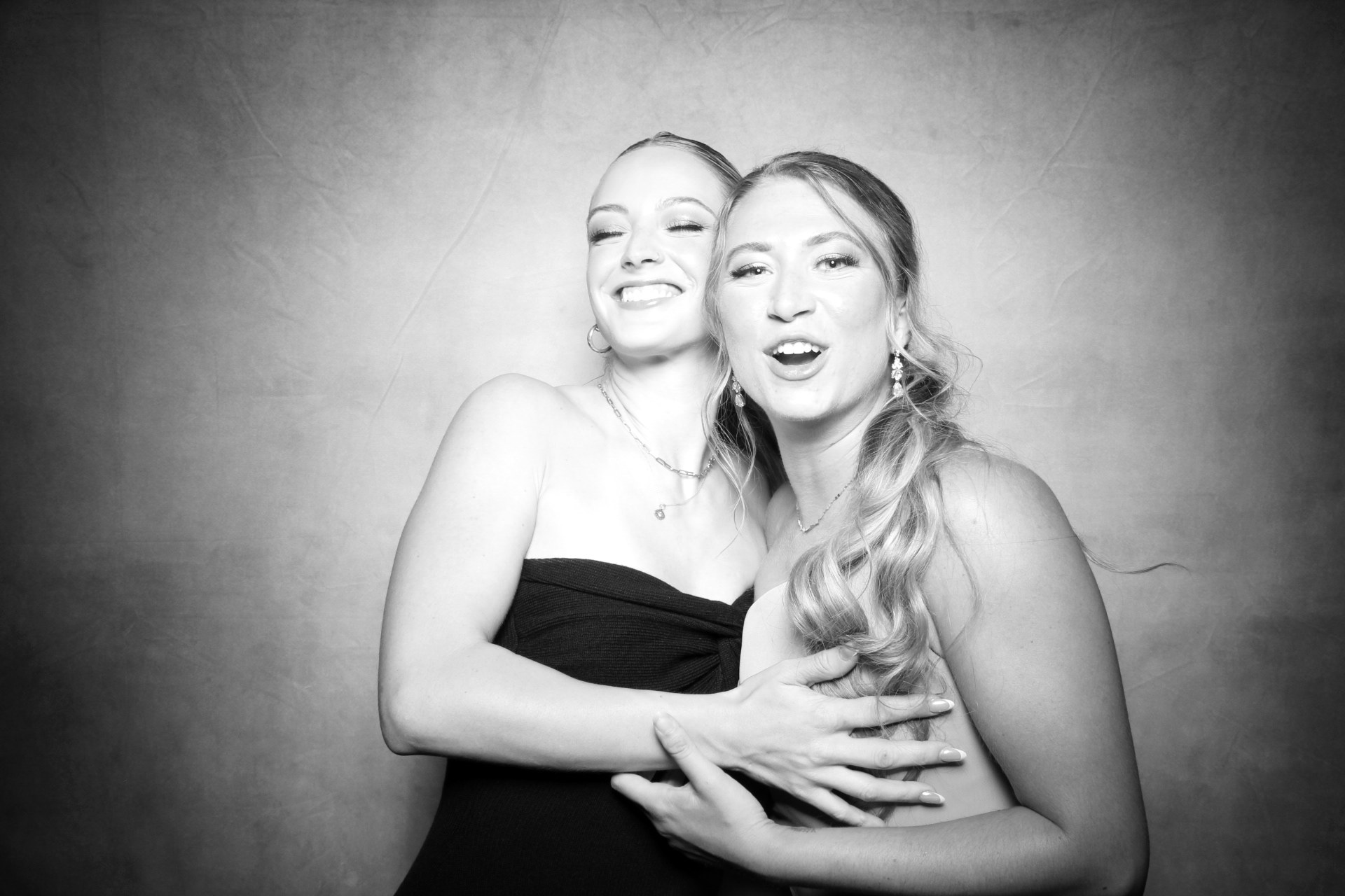 Madison and Trevon | View more photos from the event at photos.fotably.com/u/FotablyPhotoBooth/Madison-and-Trevon