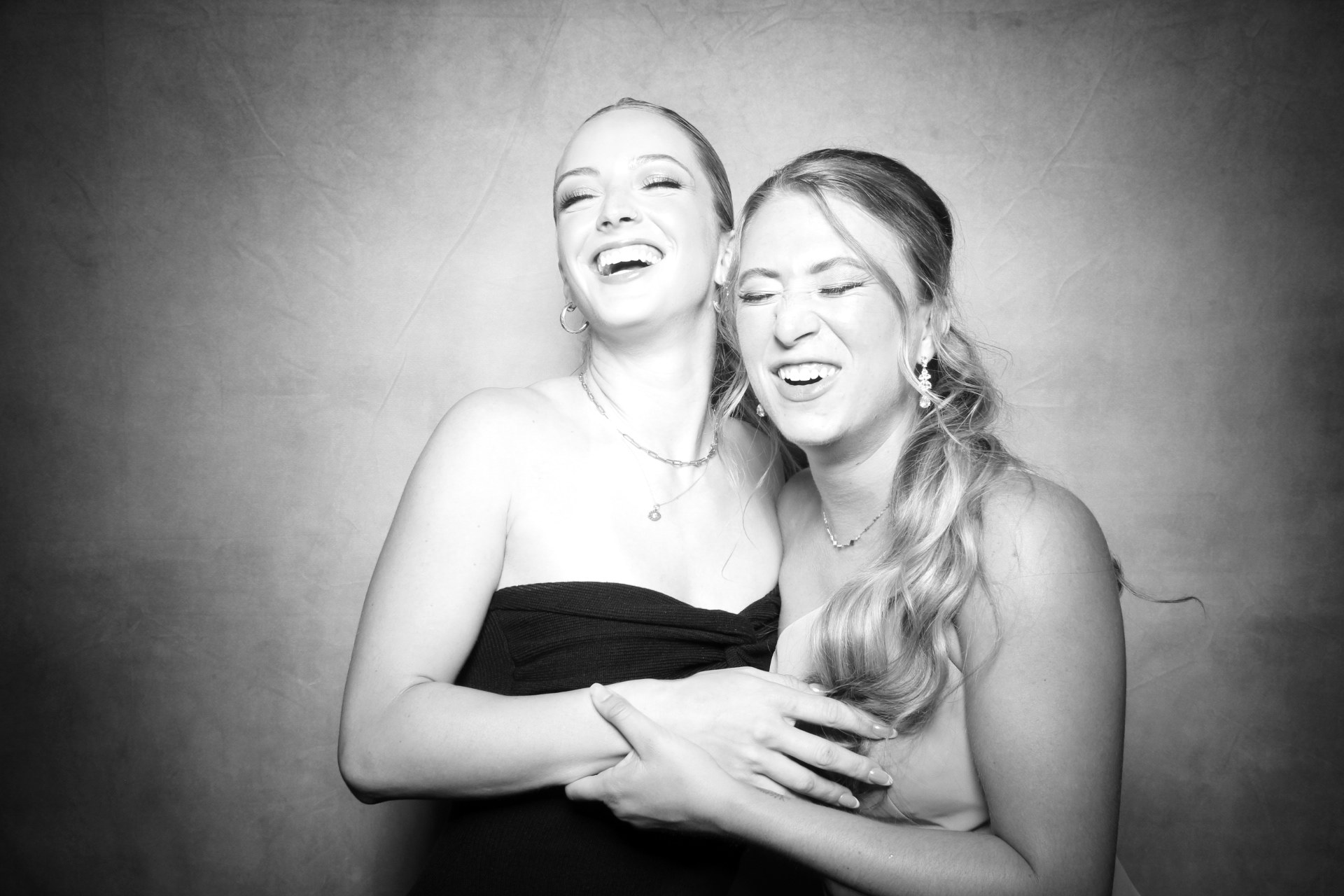 Madison and Trevon | View more photos from the event at photos.fotably.com/u/FotablyPhotoBooth/Madison-and-Trevon