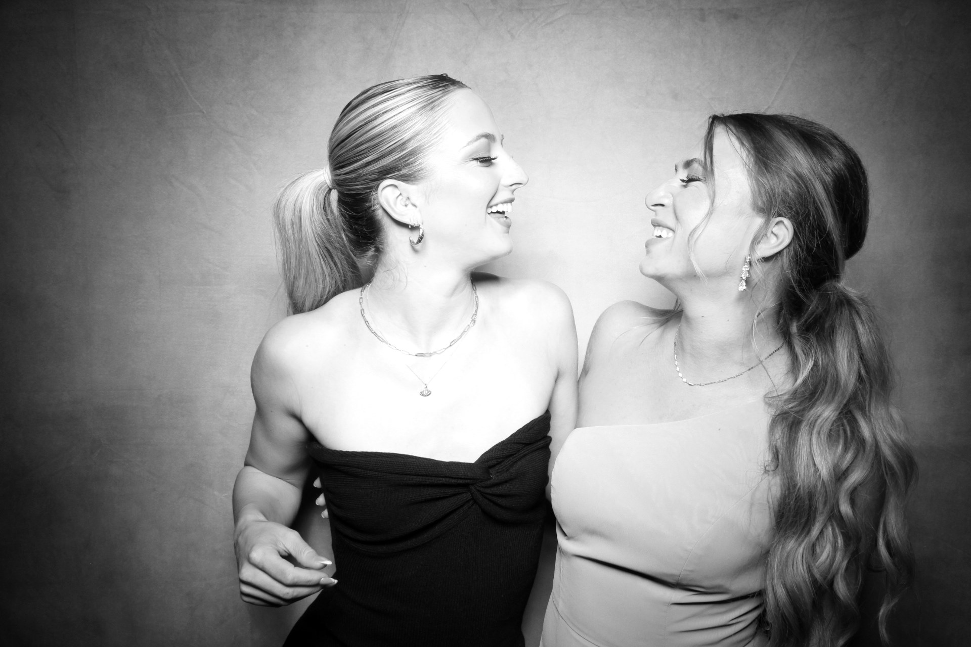 Madison and Trevon | View more photos from the event at photos.fotably.com/u/FotablyPhotoBooth/Madison-and-Trevon