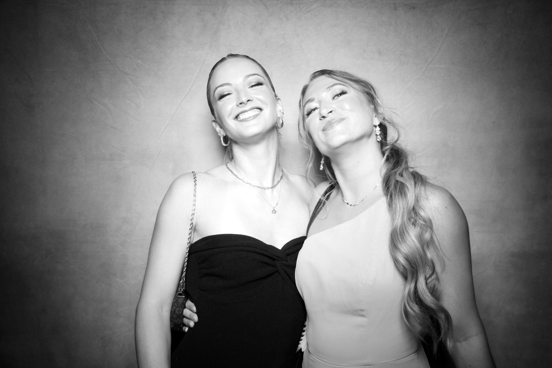 Madison and Trevon | View more photos from the event at photos.fotably.com/u/FotablyPhotoBooth/Madison-and-Trevon