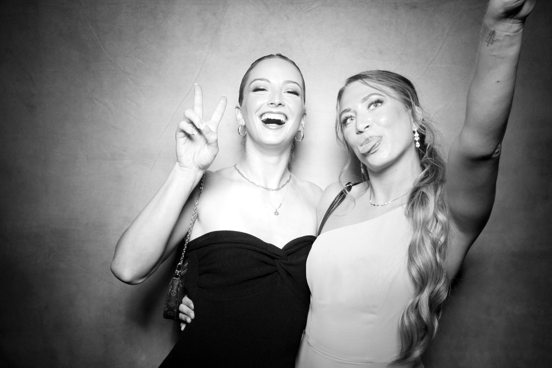 Madison and Trevon | View more photos from the event at photos.fotably.com/u/FotablyPhotoBooth/Madison-and-Trevon