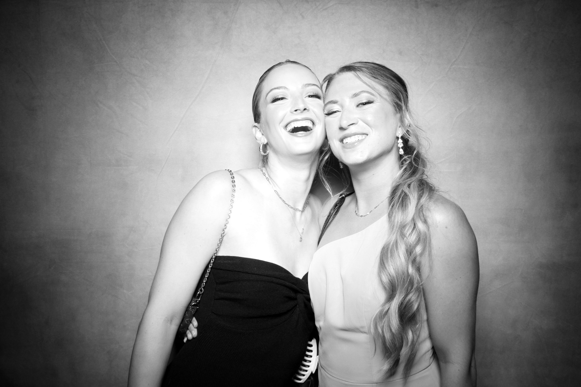 Madison and Trevon | View more photos from the event at photos.fotably.com/u/FotablyPhotoBooth/Madison-and-Trevon