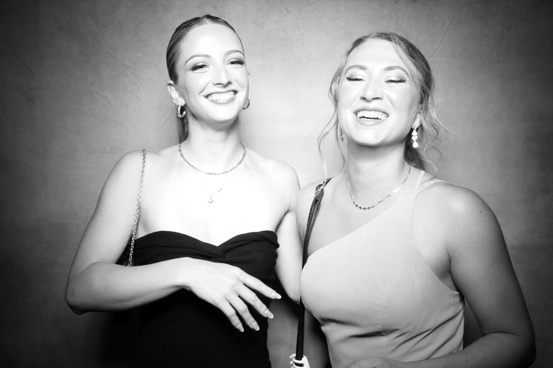 Madison and Trevon | View more photos from the event at photos.fotably.com/u/FotablyPhotoBooth/Madison-and-Trevon