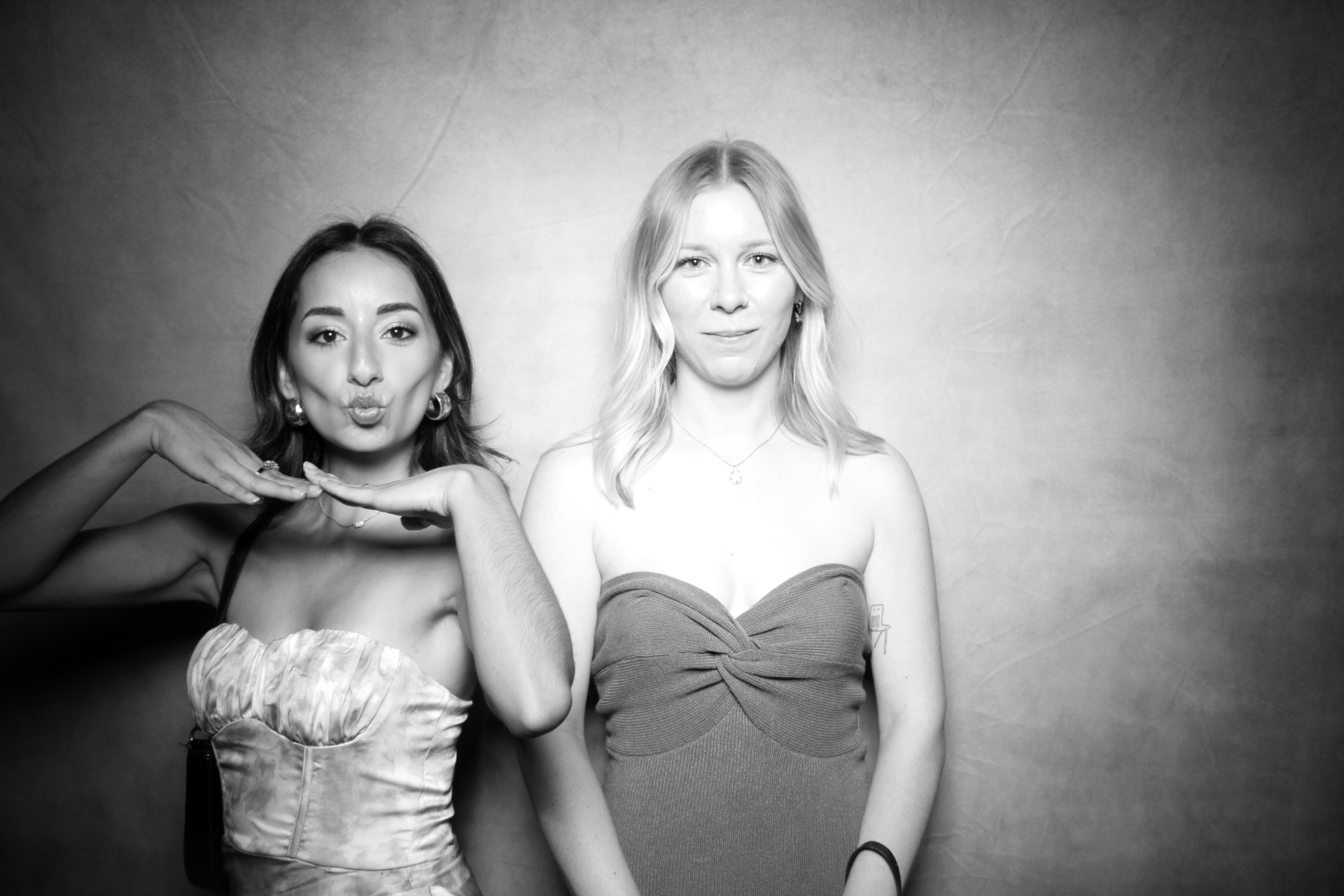 Madison and Trevon | View more photos from the event at photos.fotably.com/u/FotablyPhotoBooth/Madison-and-Trevon