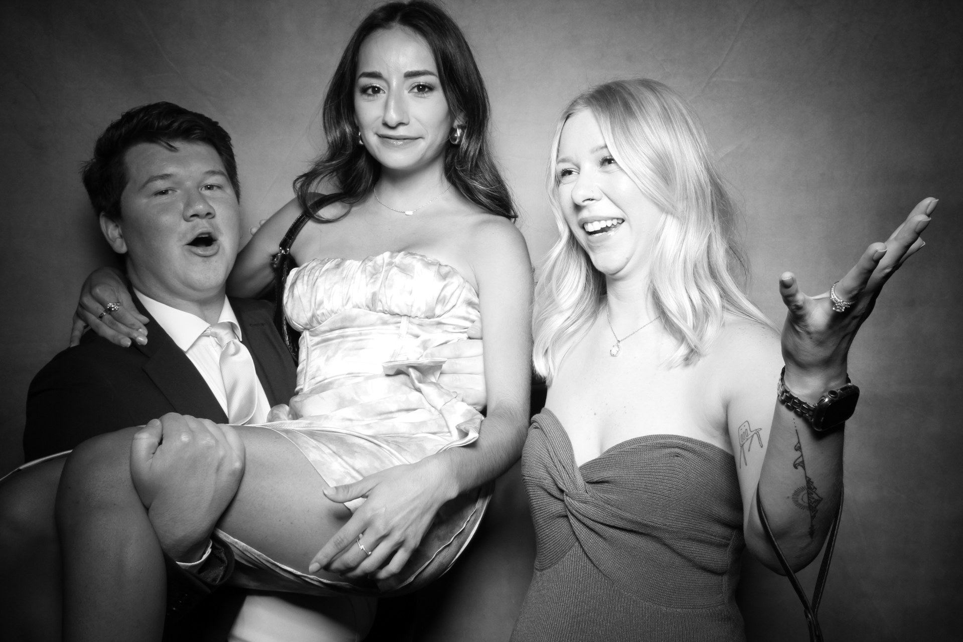 Madison and Trevon | View more photos from the event at photos.fotably.com/u/FotablyPhotoBooth/Madison-and-Trevon