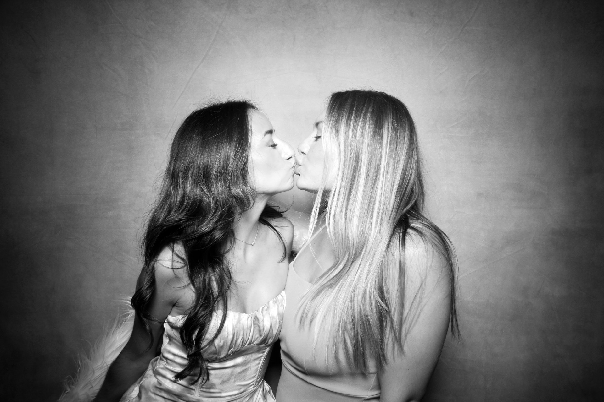 Madison and Trevon | View more photos from the event at photos.fotably.com/u/FotablyPhotoBooth/Madison-and-Trevon