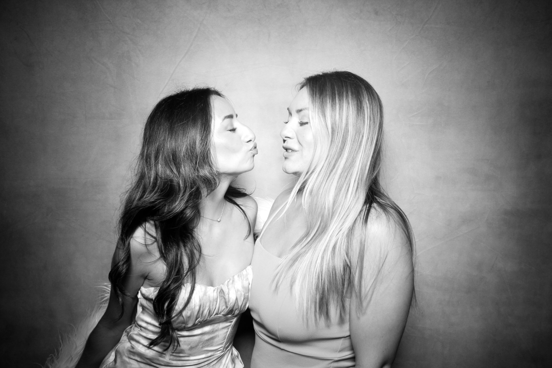 Madison and Trevon | View more photos from the event at photos.fotably.com/u/FotablyPhotoBooth/Madison-and-Trevon