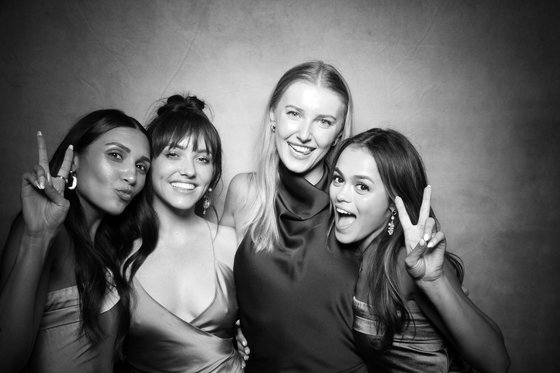 Madison and Trevon | View more photos from the event at photos.fotably.com/u/FotablyPhotoBooth/Madison-and-Trevon