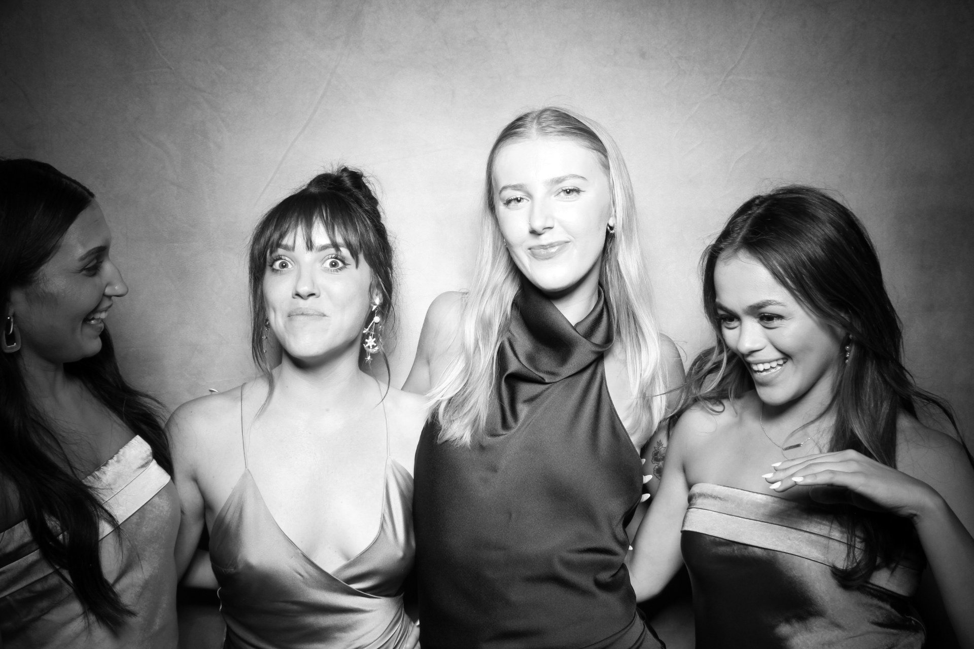 Madison and Trevon | View more photos from the event at photos.fotably.com/u/FotablyPhotoBooth/Madison-and-Trevon