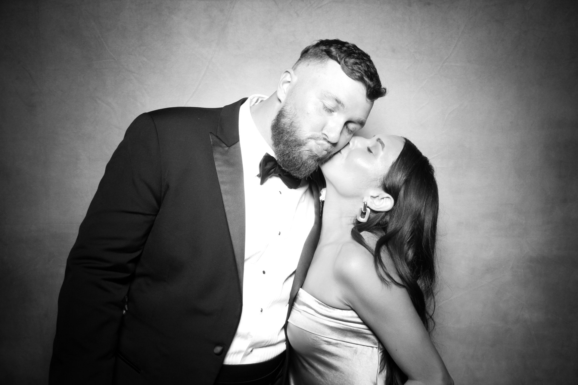 Madison and Trevon | View more photos from the event at photos.fotably.com/u/FotablyPhotoBooth/Madison-and-Trevon