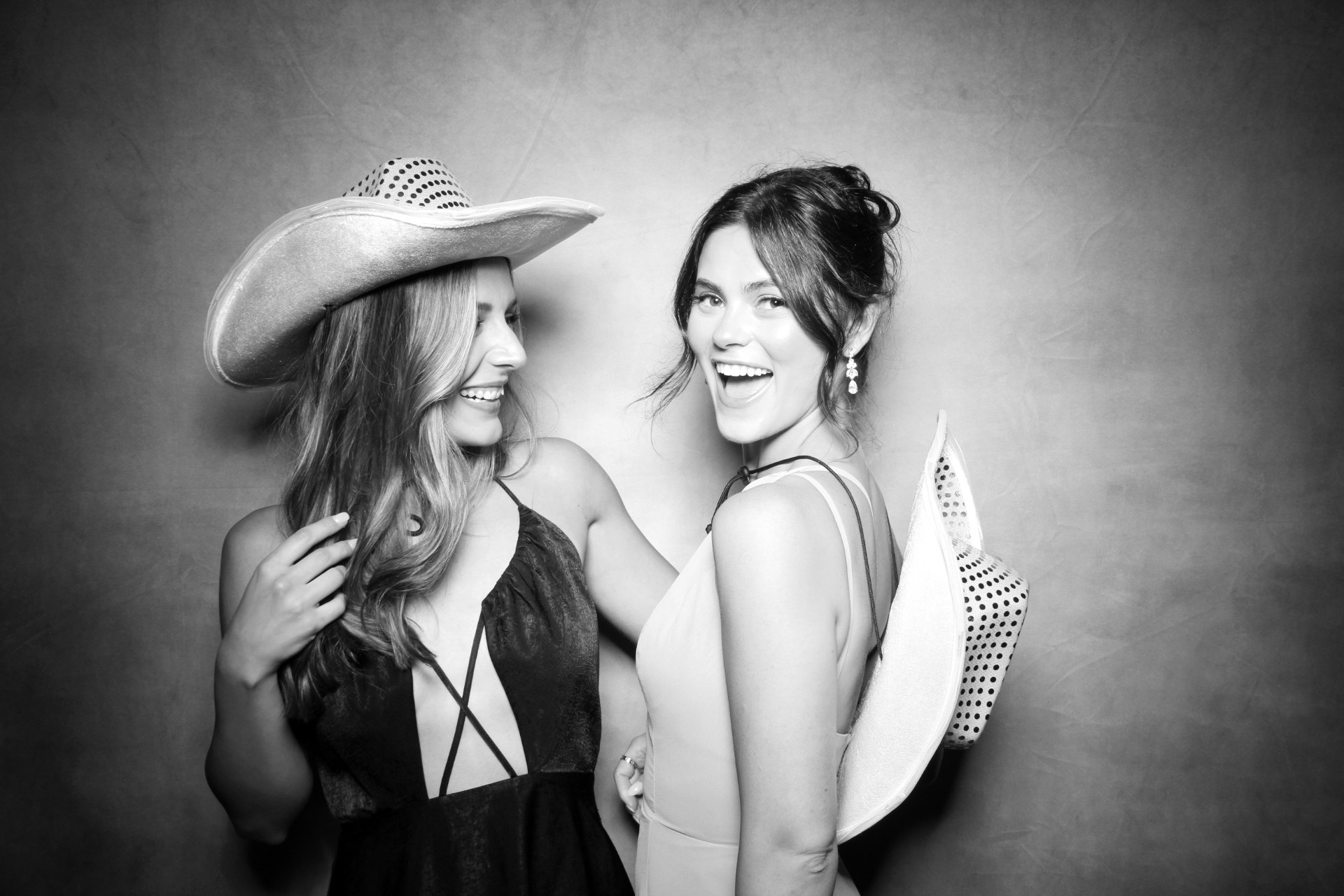 Madison and Trevon | View more photos from the event at photos.fotably.com/u/FotablyPhotoBooth/Madison-and-Trevon