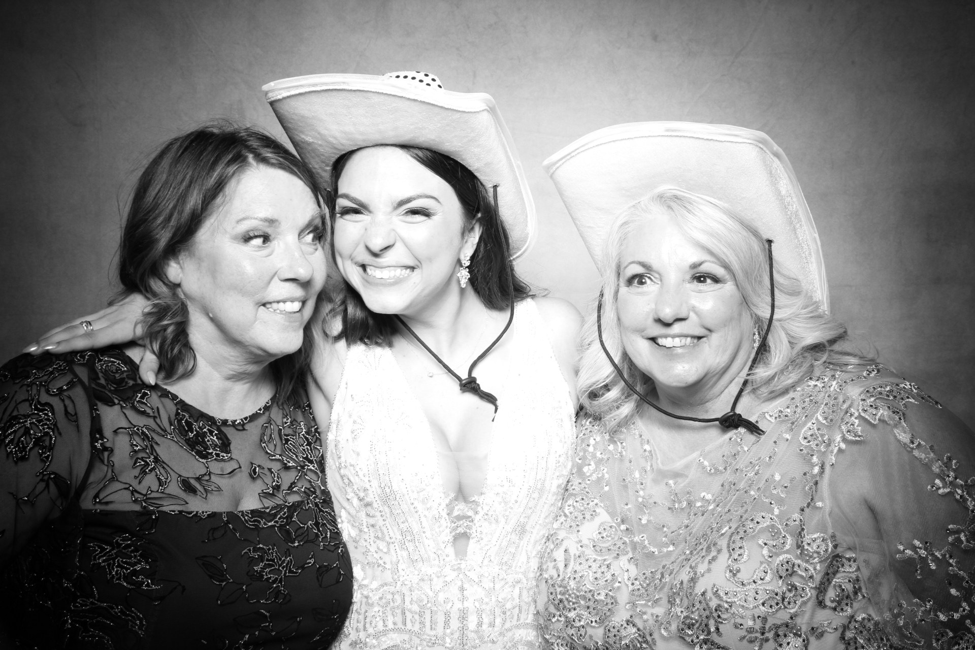 Madison and Trevon | View more photos from the event at photos.fotably.com/u/FotablyPhotoBooth/Madison-and-Trevon