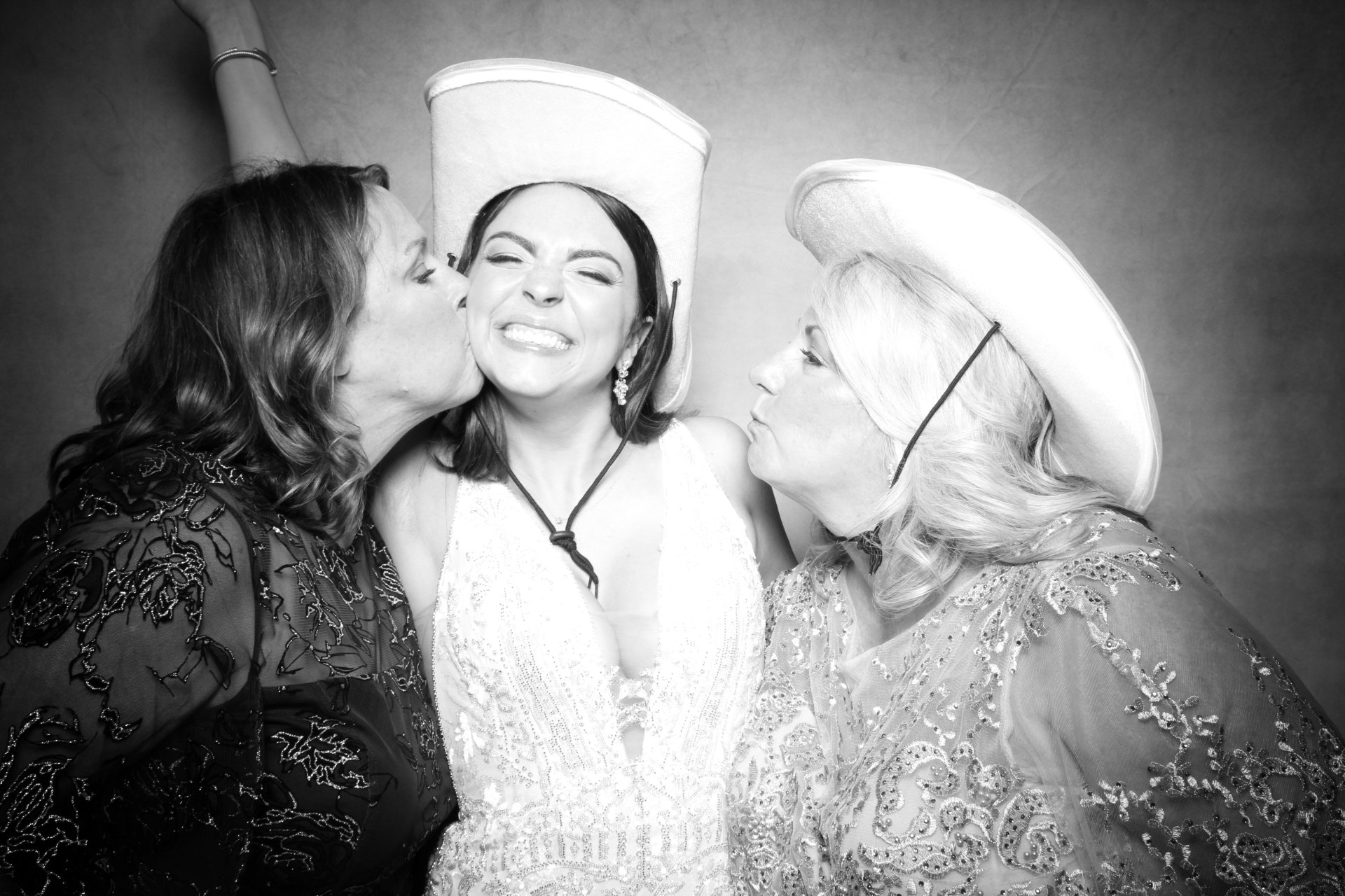 Madison and Trevon | View more photos from the event at photos.fotably.com/u/FotablyPhotoBooth/Madison-and-Trevon