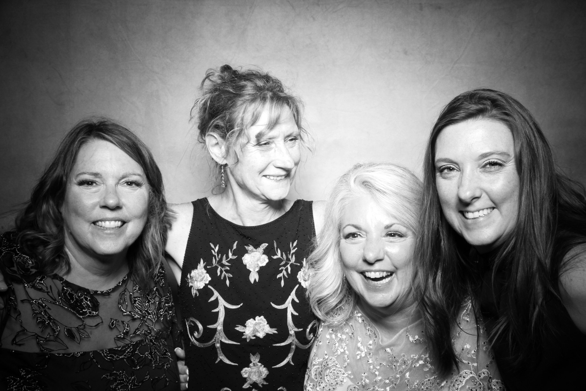 Madison and Trevon | View more photos from the event at photos.fotably.com/u/FotablyPhotoBooth/Madison-and-Trevon